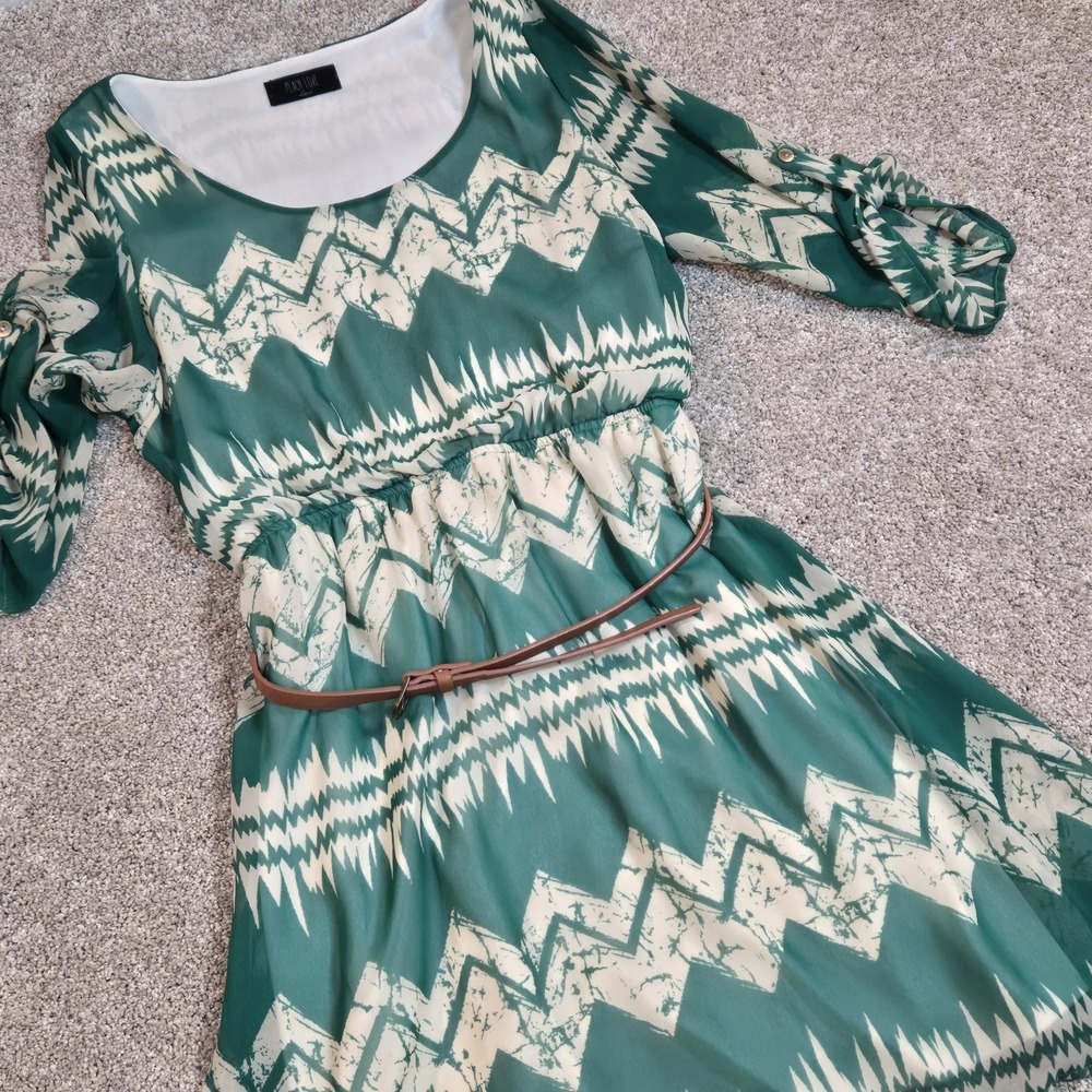 Peach Love CA Women's Large Dress Green/ Cream Geometric A-line 3/4 Sleeve Scoop